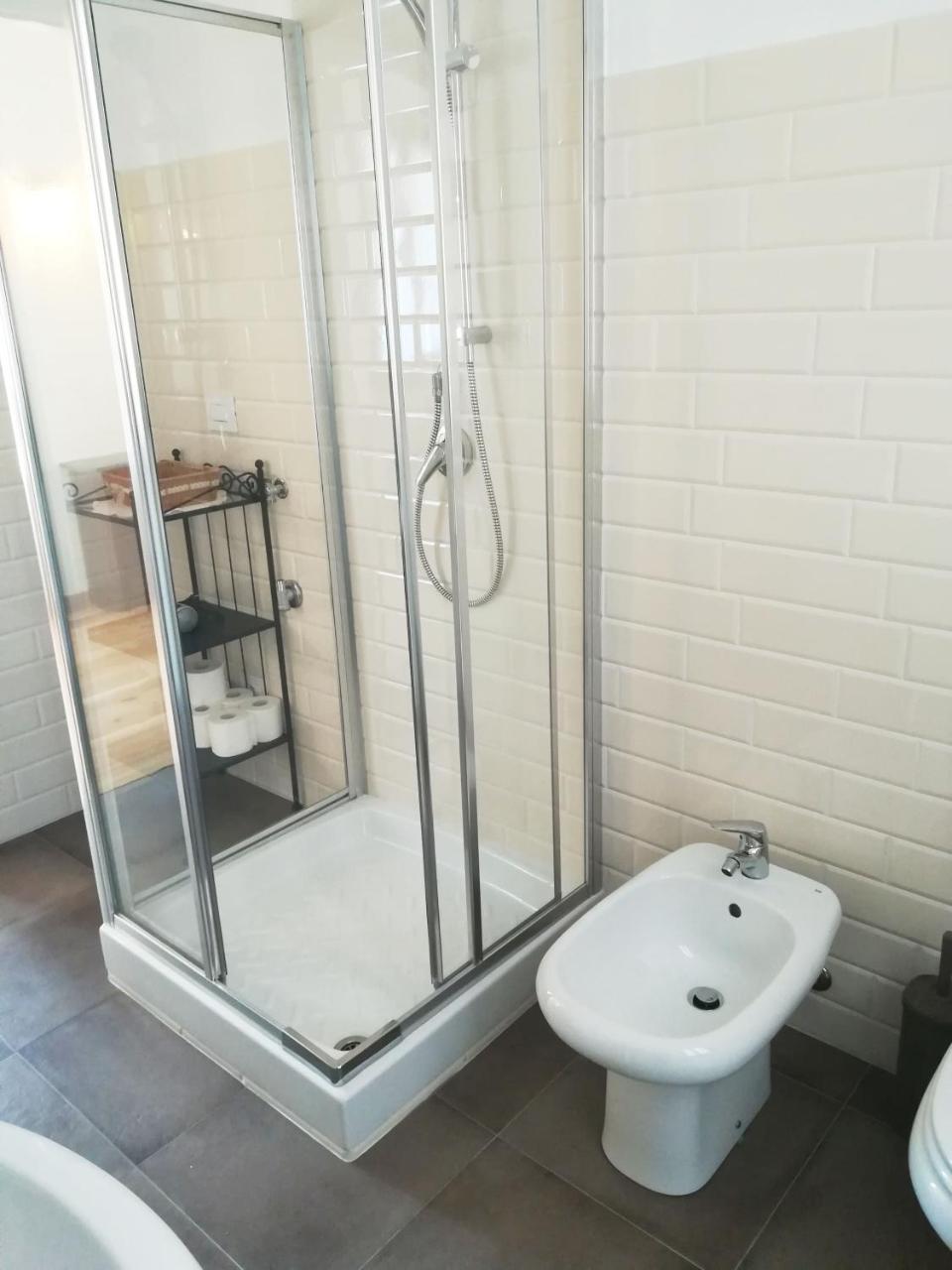 Raviola E Tajarin Apartamento Verduno Exterior foto